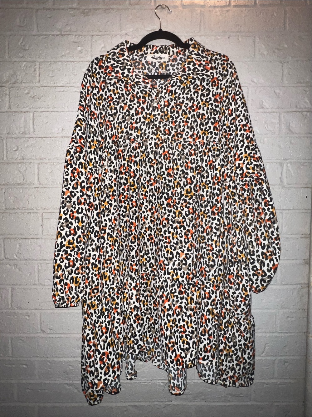 Haptics colorful Leopard oversized tiered large long sleeve dress